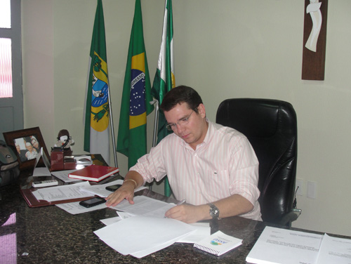 Ivan Júnior gabinete