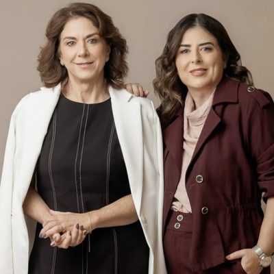 da esquerda para direita): Advogadas especialistas em previdência Adriana Zanardi e Joseane Zanardi, do Zanardi Advogados