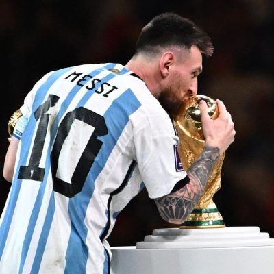 Lionel-Messi---FIFA