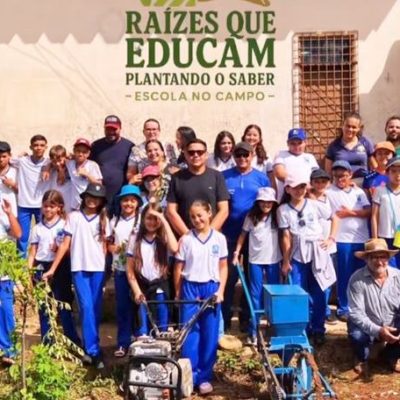 Projeto Raízes que Educam