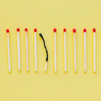 Estudo identificou duas falhas genéticas inéditas que interrompem a leitura do gene de forma precoce e embaralham o DNA - Foto: Pexels